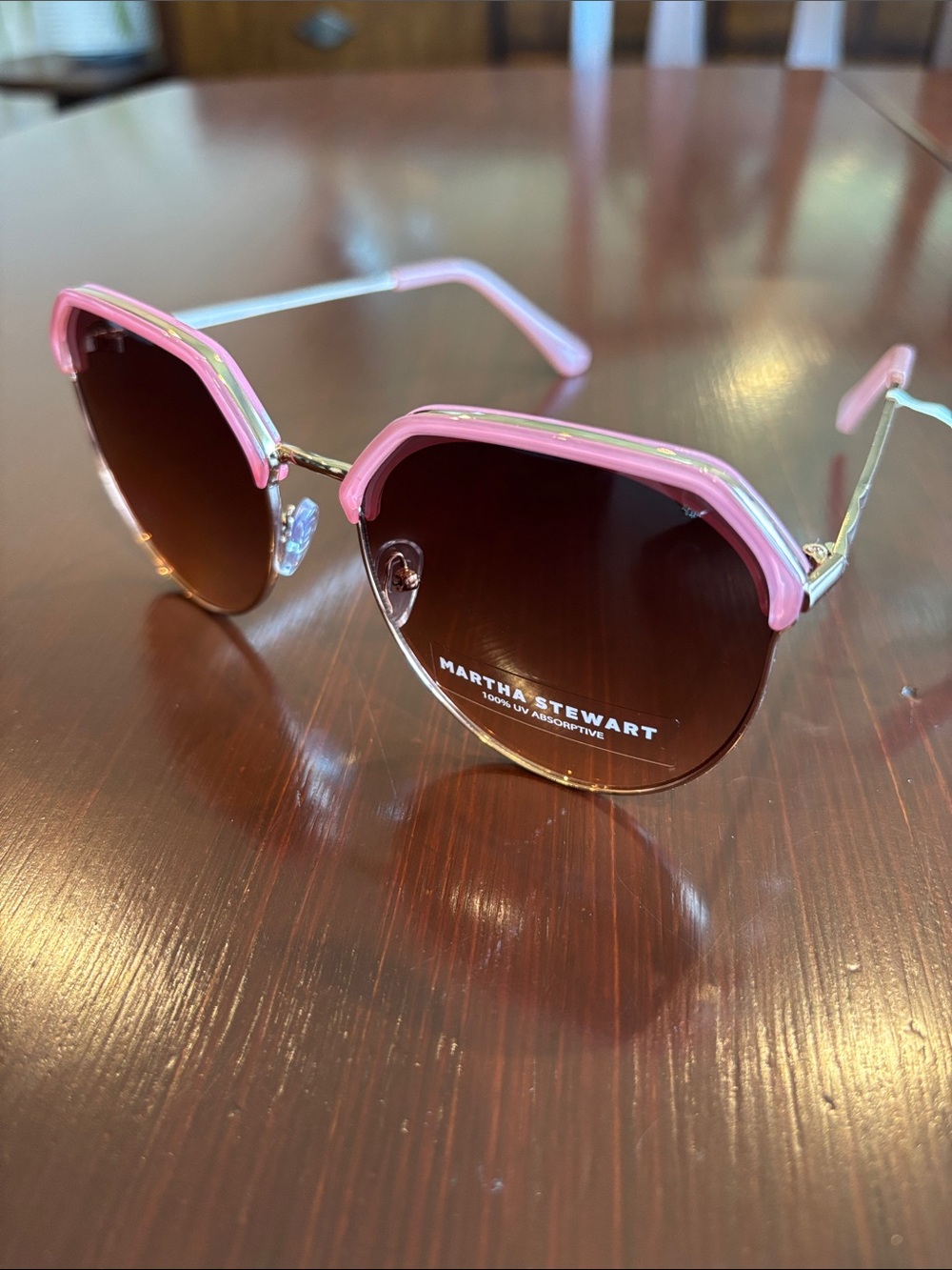 Martha Stewart 100% UV absorptive pink/gold tortoise frame, gradient pink lens - Picture 1 of 10